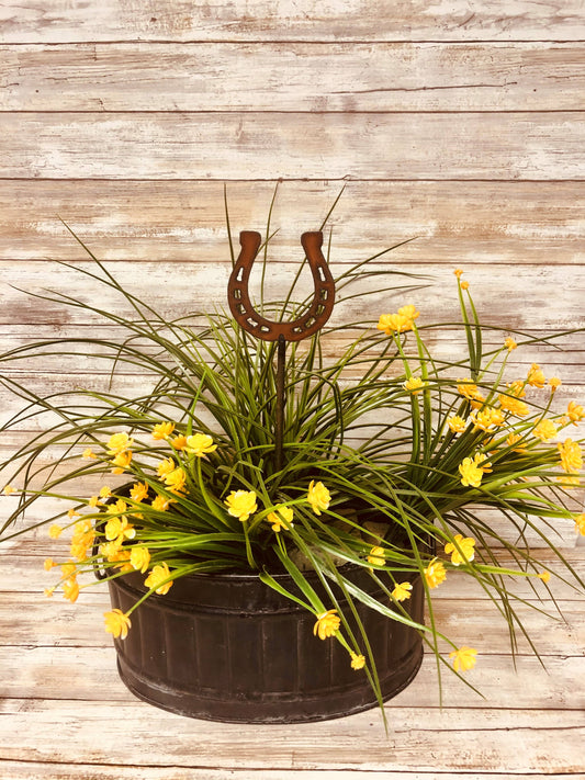 Horseshoe Garden Plant Stake